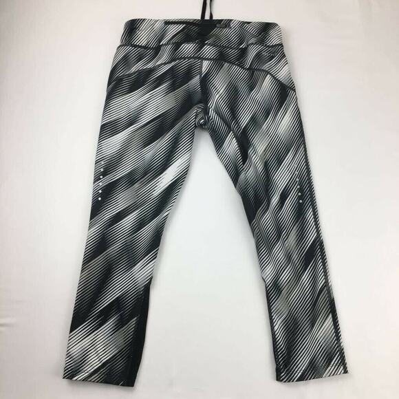 Nike Womens Capri Pants Black White Diagonal Stripes Stretch Running Dri-Fit M - Picture 4 of 12